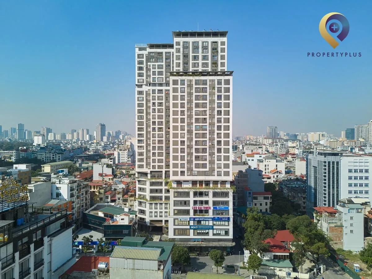 Front view of Lieu Giai Tower in Ba Dinh, Hanoi.